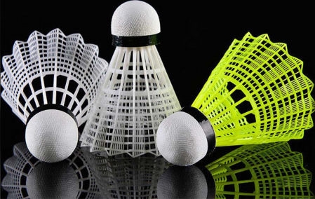 3 Best Nylon Shuttlecocks That Can Be Bought On Amazon